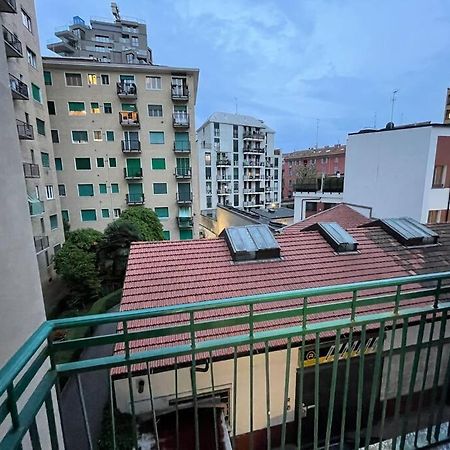 Апартаменты Tiny House - 15 Minutes To Duomo Милан Экстерьер фото