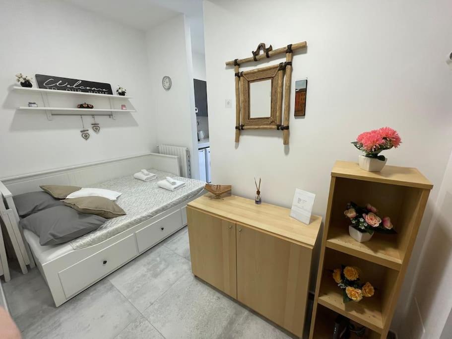 Апартаменты Tiny House - 15 Minutes To Duomo Милан Экстерьер фото